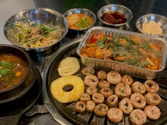 Kkangtongmakchang Samgyeopsal (Pork Belly BBQ) 3