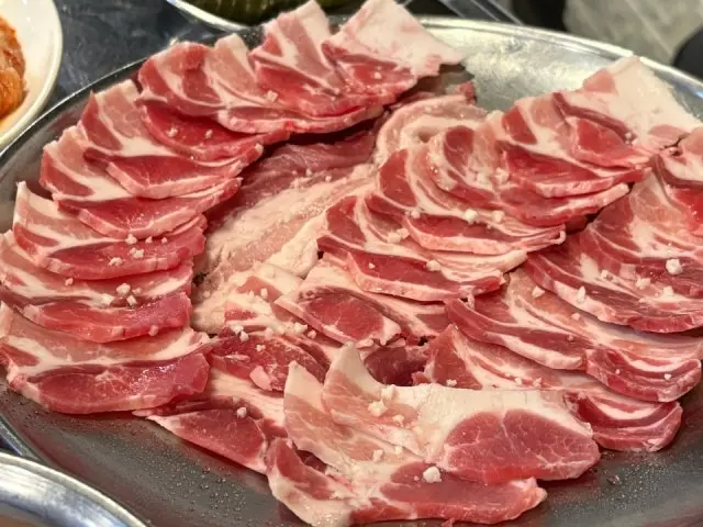 Geumdwaejiyeontangui Samgyeopsal (Pork Belly BBQ) 1