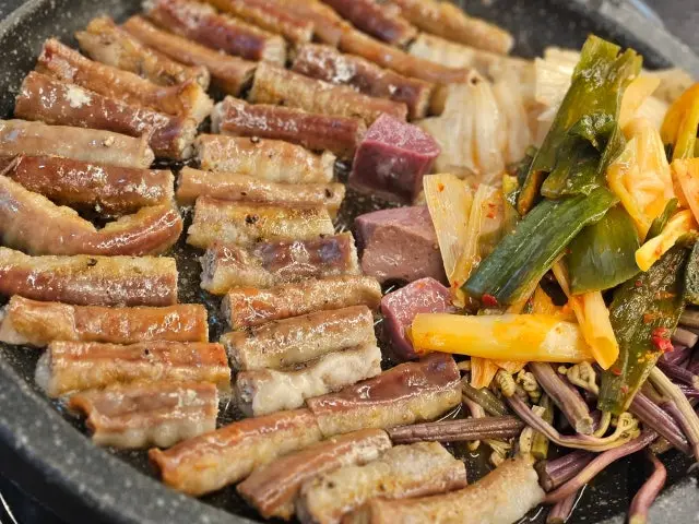 Dongnegopchang サムギョプサル 3