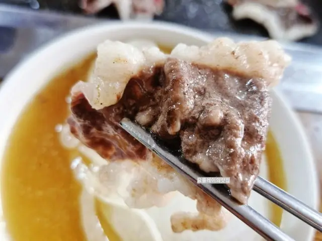 Wanggeongogichon Old-School Korean BBQ 3