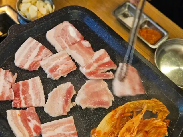 Matiteumyeondwaeji Bangi Branch Late-Night Korean BBQ 2