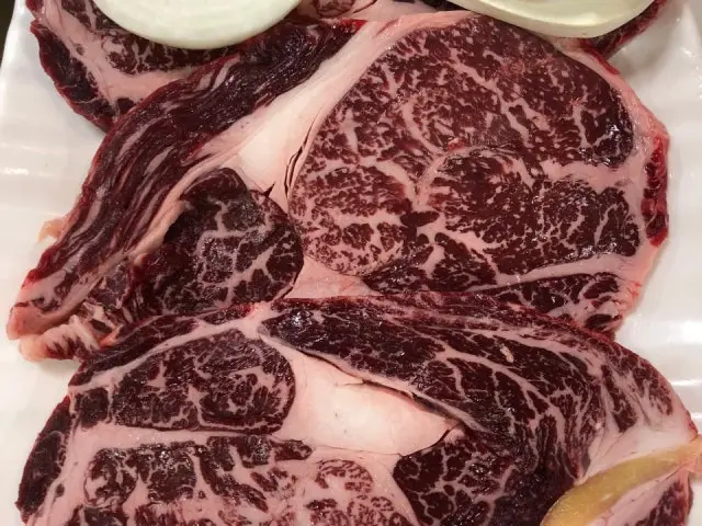 Daeyahanunongjangjeongyukjeommiteumsikjeom 精肉食堂 2