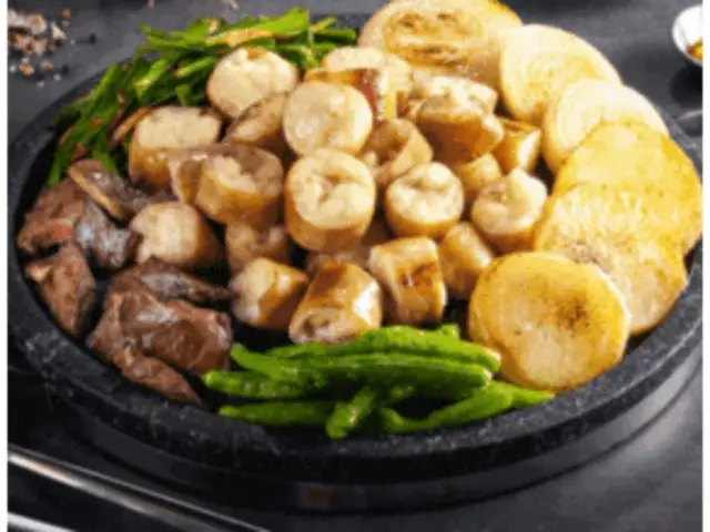 Dongchundolgopchang Mansuyeok Branch Gopchang (Grilled Intestines) 1