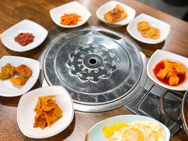 Dwaejikkulkkuli Samgyeopsalkkulkkuli Sikdang 写真 2