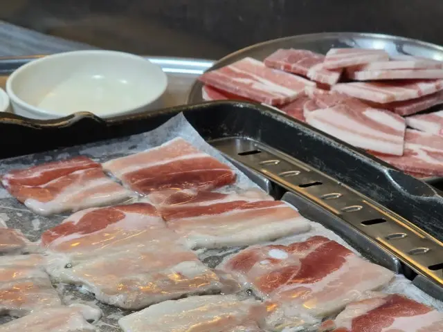 Cheongchunnaengdongsamgyeopsal Samgyeopsal (Pork Belly BBQ) 3
