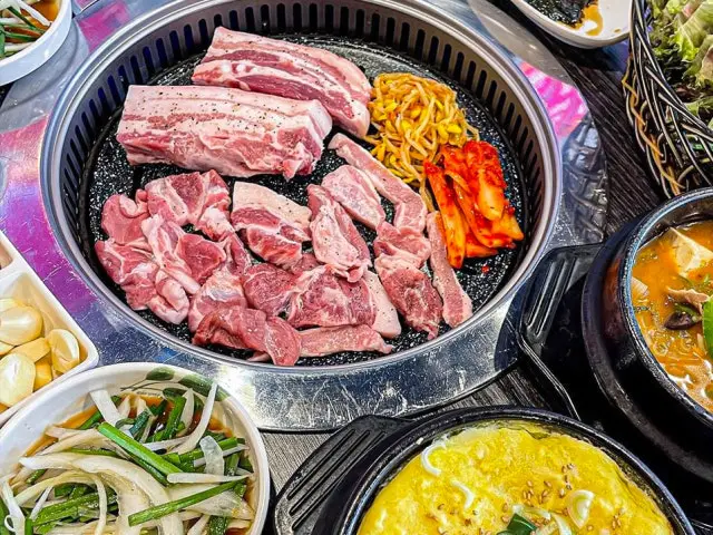 Meokeobwa Dwitgogi Korean Beef BBQ (Hanwoo) 2
