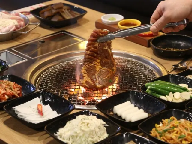 Dodamgalbiseonsaeng Busanjeonggwan Branch Galbi (Korean Short Ribs) 2