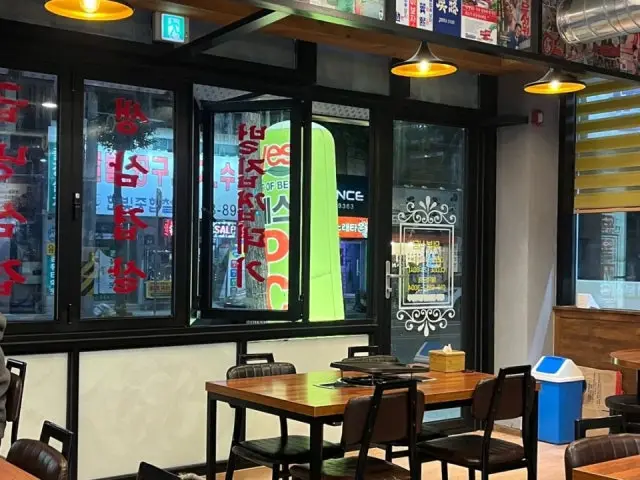 Deokbunsikdang 牛胸腹肉片 3