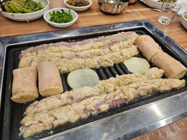 Cheongsolyanggopchang コプチャン(ホルモン焼き) 3