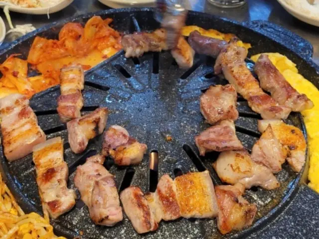 Bokiwa Bokdwaeji 五花肉烤肉 2