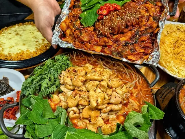 Taeyanggopchang Seongsu 聚餐烤肉 2