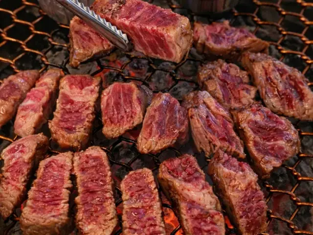 Uwoldang Dujeongmeokja 总店 牛大排骨 1