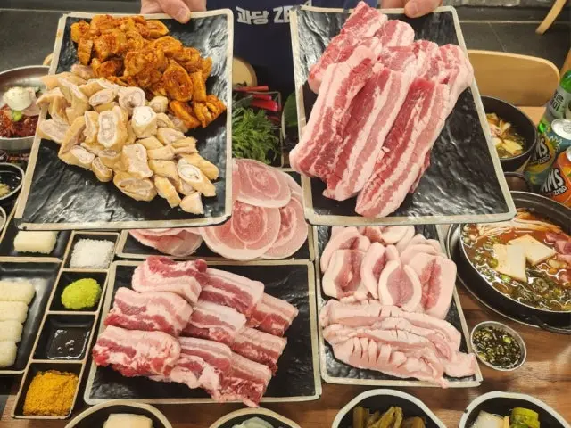 Manmanchuksan Yeonsan Main Branch Cheap Korean BBQ 2