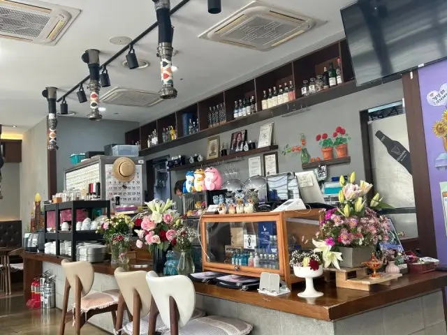 Gyeongseong89 Suwongwanggyo Main Branch Family Korean BBQ 3