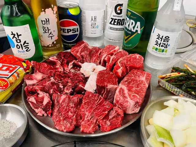 한우정육소 용두동직영점 정육식당 사진 1