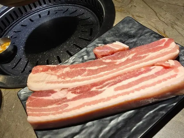 Geobukidongne Busanyongho Branch Samgyeopsal (Pork Belly BBQ) 3