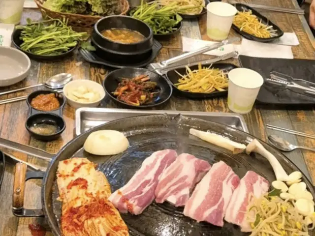 Sundoline Sotttukkeong Samgyeopsal 约会烤肉 2