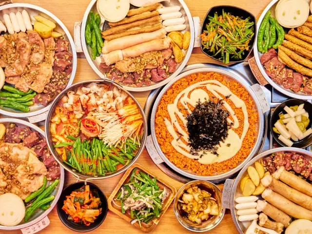 Myeongpumhwangsogopchang Gopchang (Grilled Intestines) 1