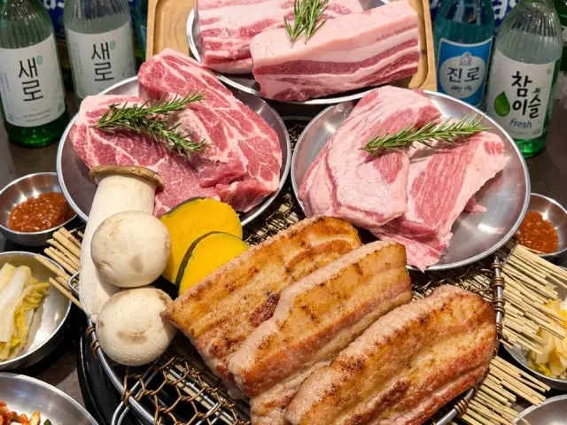 Danjijip Senteureolpakeuyeok Branch Korean BBQ Lunch 2
