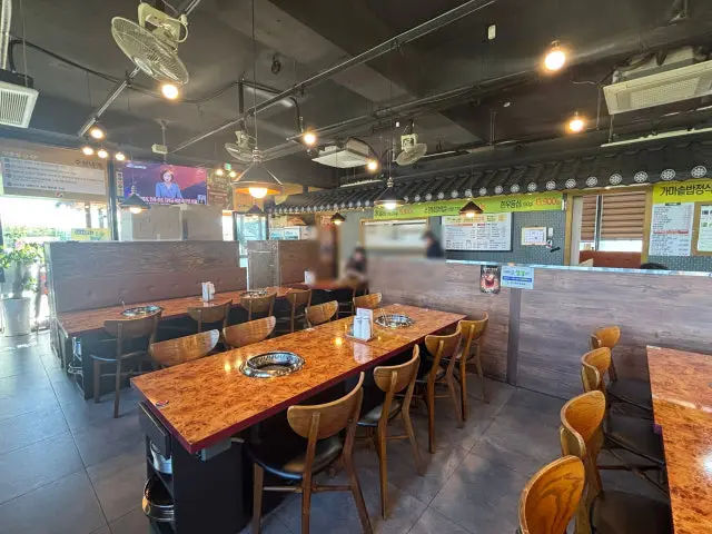 Myeonggajeonghanumaeul Korean BBQ with Private Rooms 3
