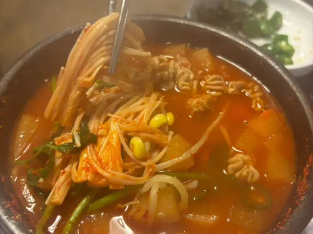 Byeolmiilbeonji Hyeongje店 一人焼肉 2