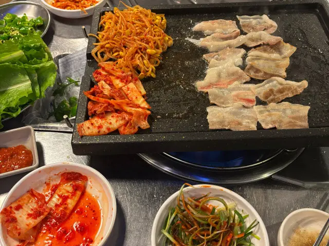 Byeolmiilbeonji Hyeongje店 一人焼肉 3