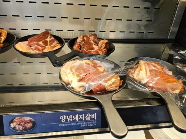 Myeongryunjinsagalbi Gangreungyucheon Branch Date Night Korean BBQ 3