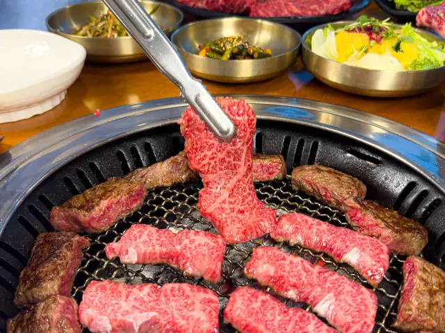 Imokdonghanumaeul Samgyeopsal (Pork Belly BBQ) 2