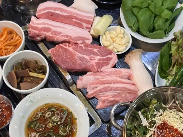 Seonunejip Yeontangui 焼肉 1