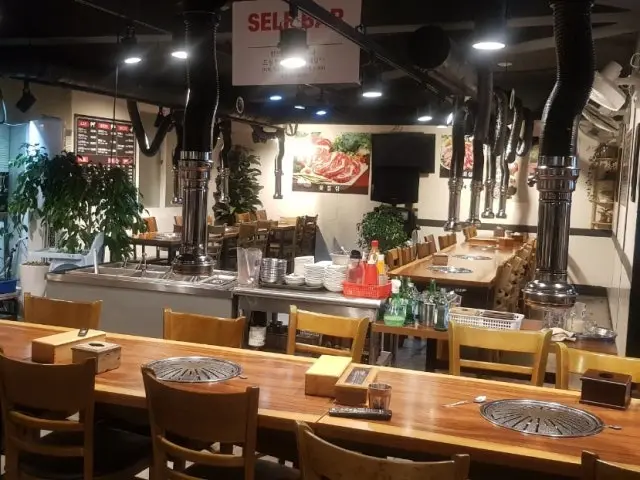 Ttochi Chamsutsaenggogi Old-School Korean BBQ 2