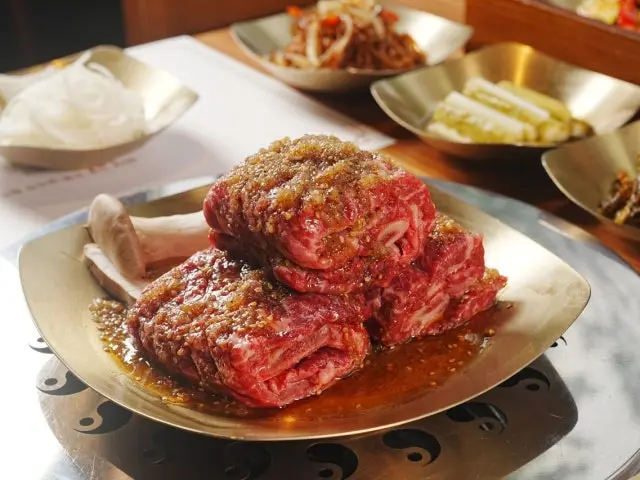 Hwachunyeonga Homaesil Main Branch Galbi (Korean Short Ribs) 2