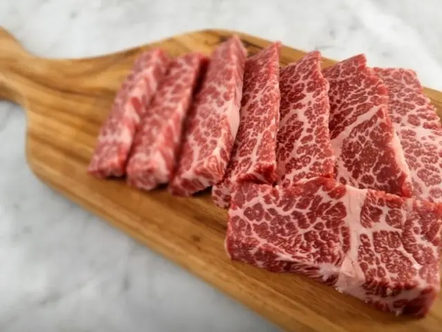Sinyongsanjinbaegigogijip Galbi (Korean Short Ribs) 2