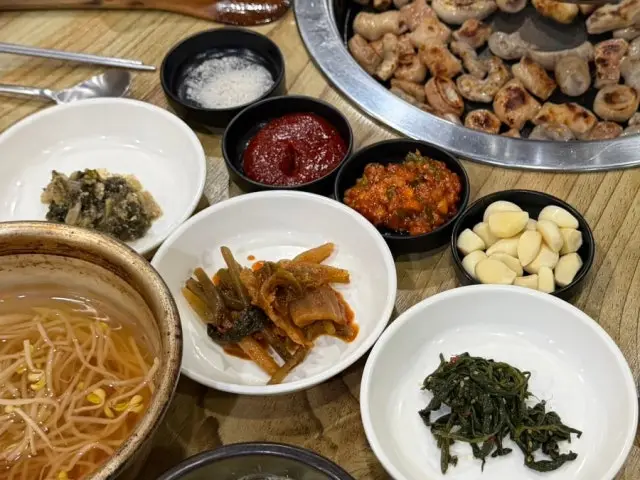 Ihwasapgyogopchang Gopchang (Grilled Intestines) 1