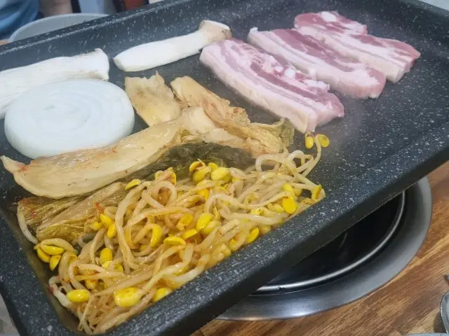 웃으면돼지 사진 2