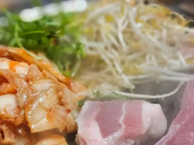 60panwangttukkeongsamgyeopsalcheoncheonpureujiojeom Galbi (Korean Short Ribs) 3
