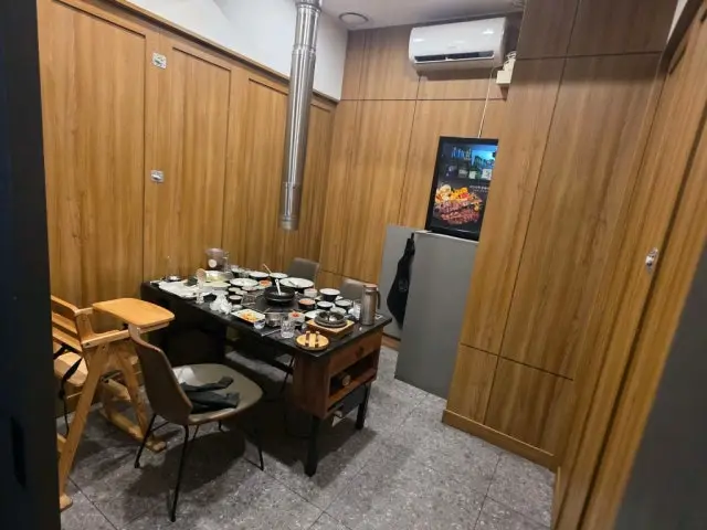 Bujahoegwan Changwon Main Branch Beef Sirloin (Deungsim) 3
