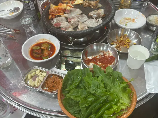 Daebaksamgyeopsal Korean BBQ for Groups 3