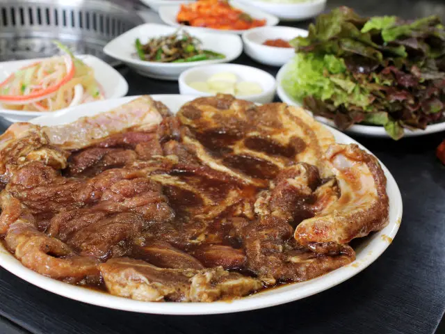 Ildeunggalbi Galbi (Korean Short Ribs) 1