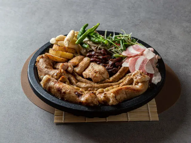Dambigopchang Daechang (Beef Large Intestine) 1