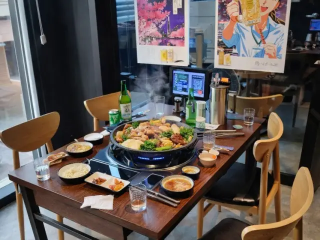 Hwareureuk Gwanganri Main Branch Korean Beef BBQ (Hanwoo) 1