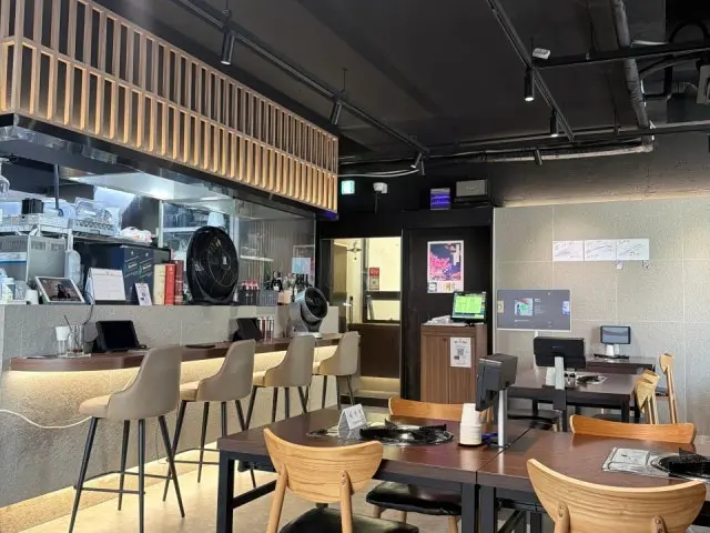 Hwareureuk Gwanganri Main Branch Korean Beef BBQ (Hanwoo) 3