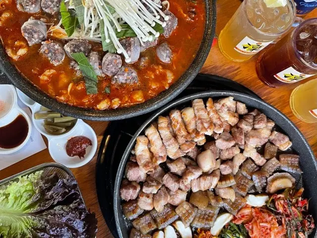 Kkotdwaejisikdang Changwonsangnam店
