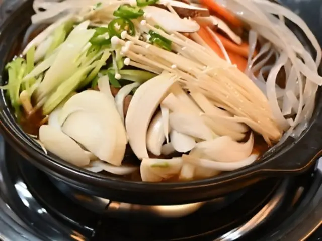 Heunghwajinhangaridwaejigalbijjim Solo-Friendly Korean BBQ 2