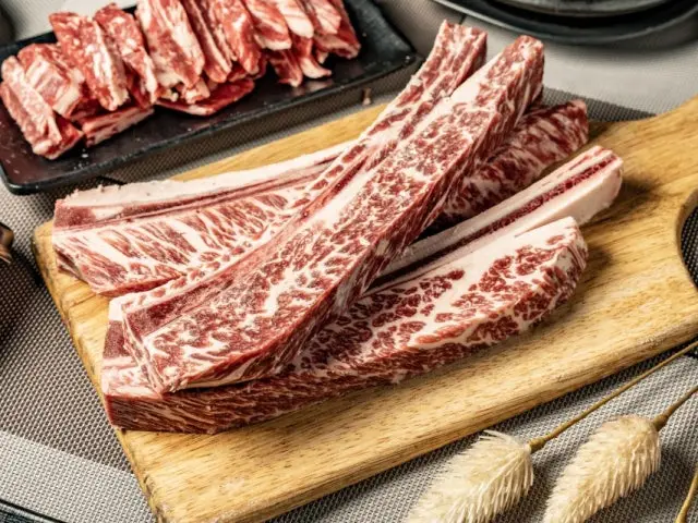 Sinnae Udaegalbi Korean Beef BBQ (Hanwoo) 2