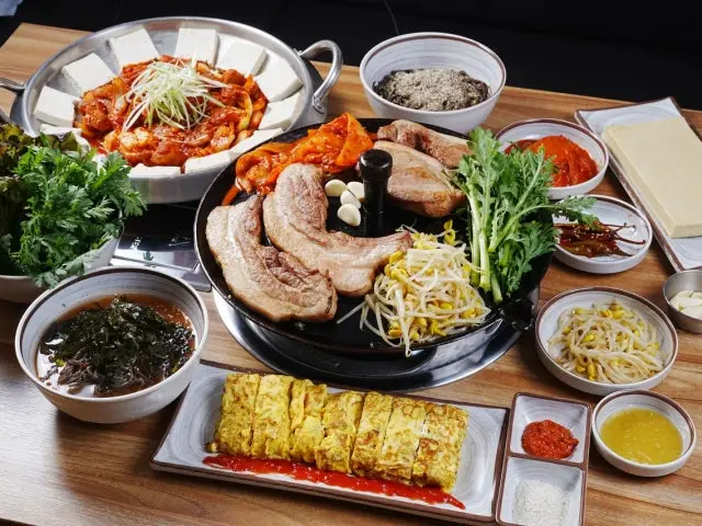 Dondonbeon Duruchigi&samgyeopsal Korean BBQ for Groups 1
