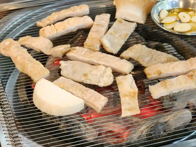 Daegubanyawolmakchang Gimcheonsineum店 烤肠 3