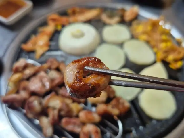 Sowadwaejinamchongopchang Gopchang (Grilled Intestines) 3