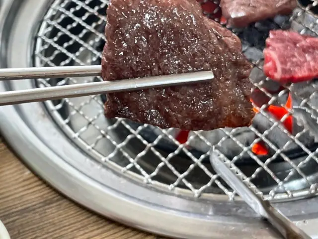 Jingogaechamnamusutbulgalbi 炭火烤排骨 3
