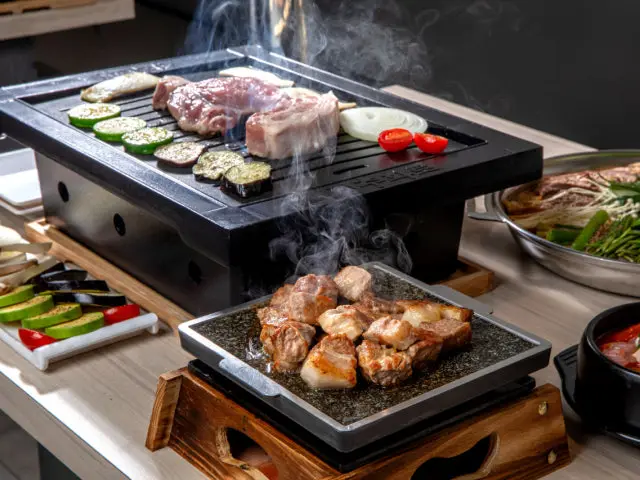 Jeongchuhwaro Keonelwokeu店 梅花豬肉 1