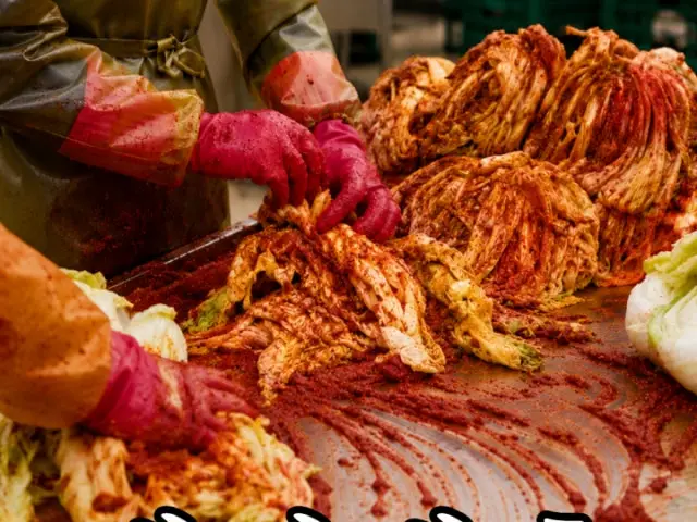 돈벼락김치삼겹살 장안동본점 데이트 사진 1